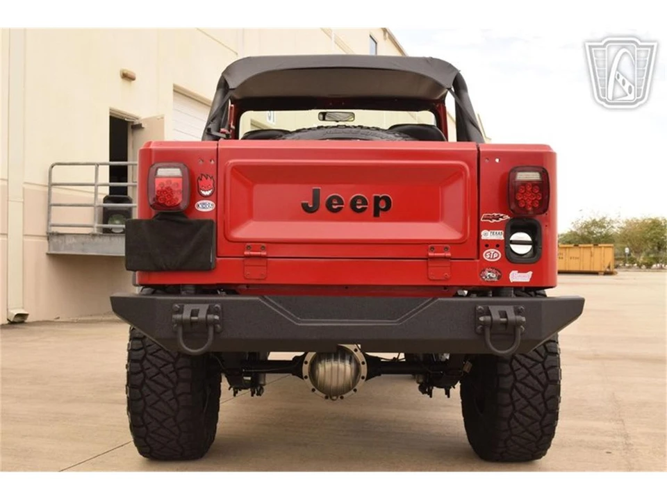 1982 Jeep CJ8 Scrambler - Image 10 of 31