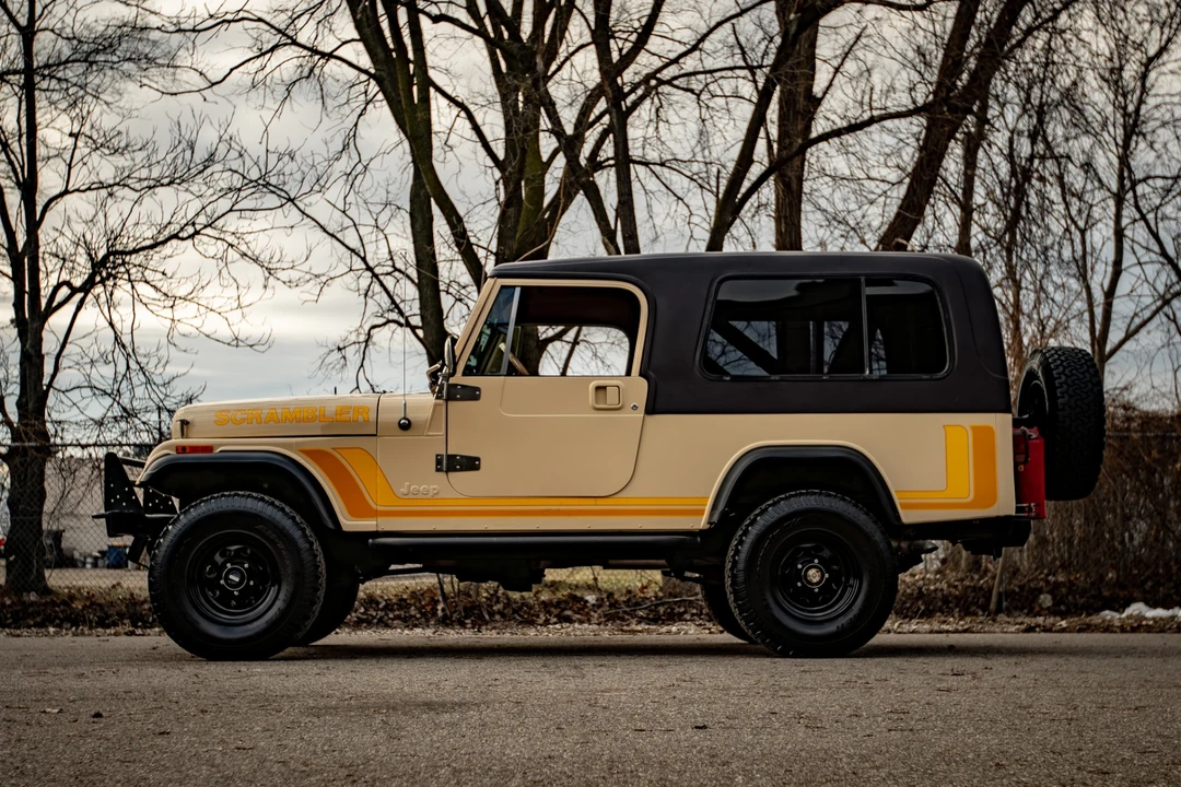 1982 Jeep CJ8 Scrambler - Image 17 of 31