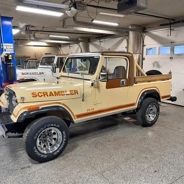 1982 Jeep CJ8 Scrambler Laredo