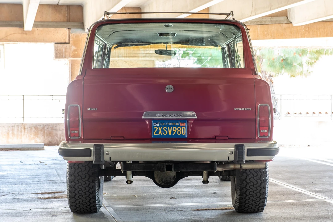 1982 Jeep SJ Cherokee - Image 15 of 31