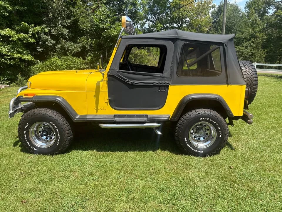 1982 Jeep CJ7 - Image 2 of 9