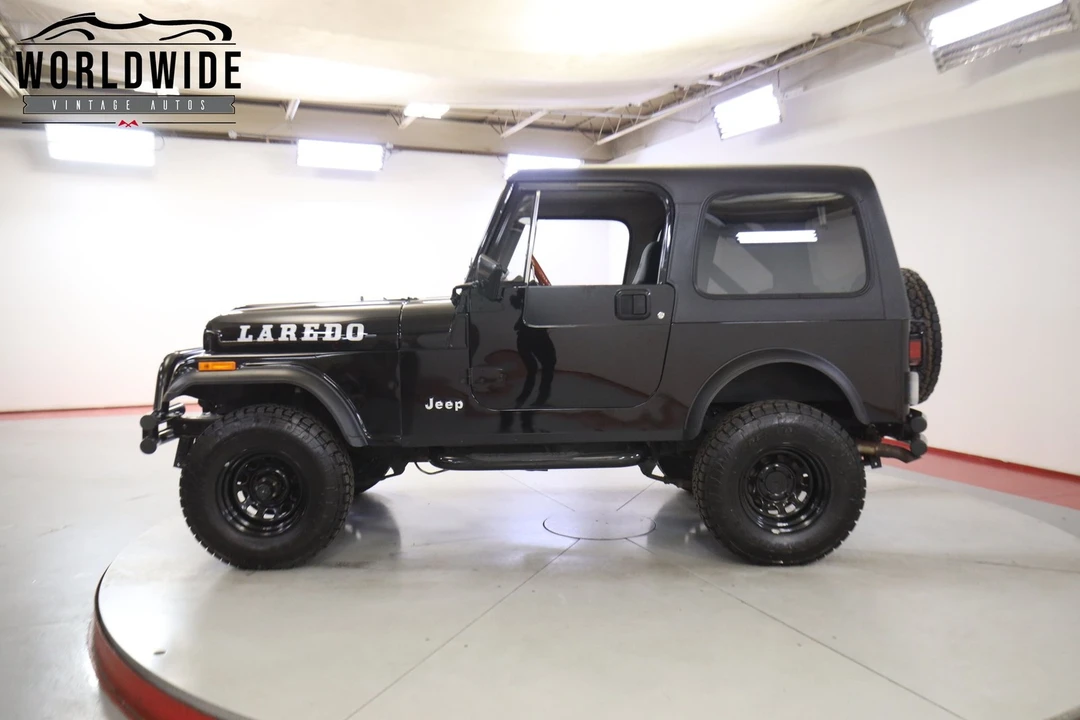 1982 Jeep CJ7 - Image 3 of 12