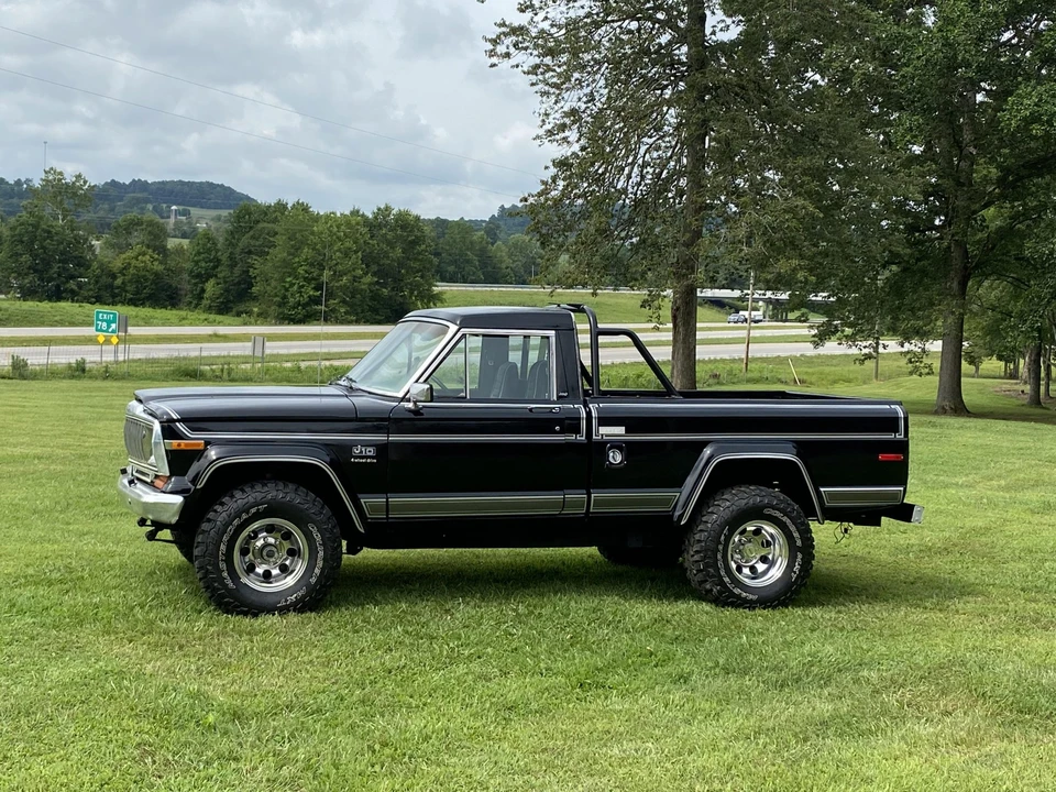 1982 Jeep SJ Gladiator - Image 14 of 31