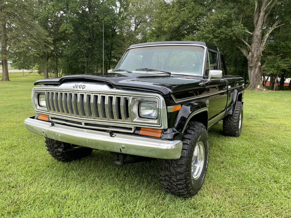 1982 Jeep SJ Gladiator - Image 8 of 31
