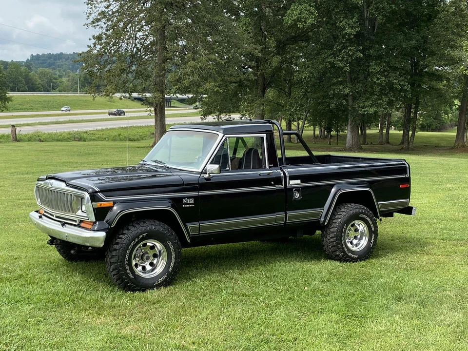 1982 Jeep SJ Gladiator - Image 11 of 31