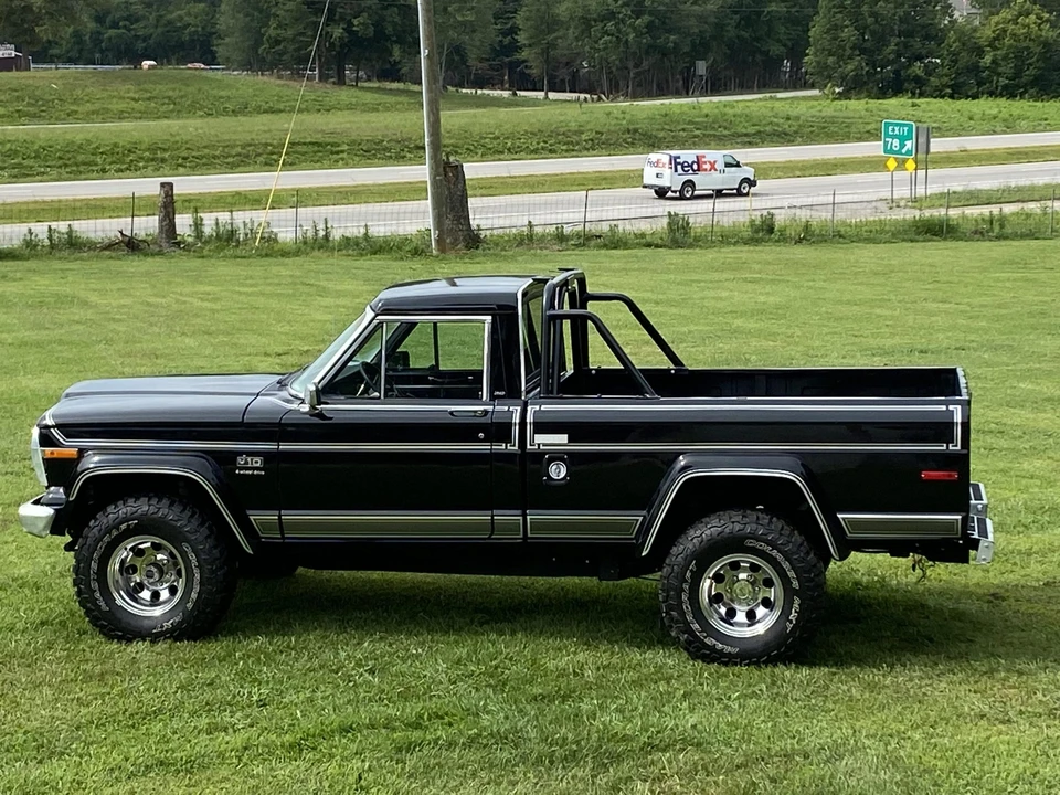 1982 Jeep SJ Gladiator - Image 16 of 31