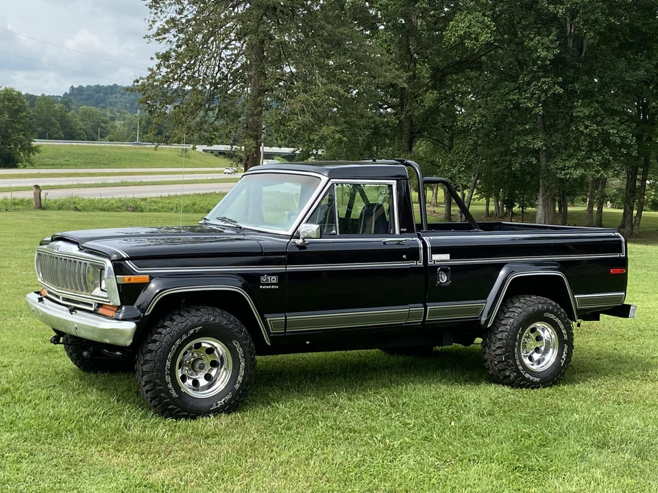 1982 Jeep SJ Gladiator - Image 12 of 31