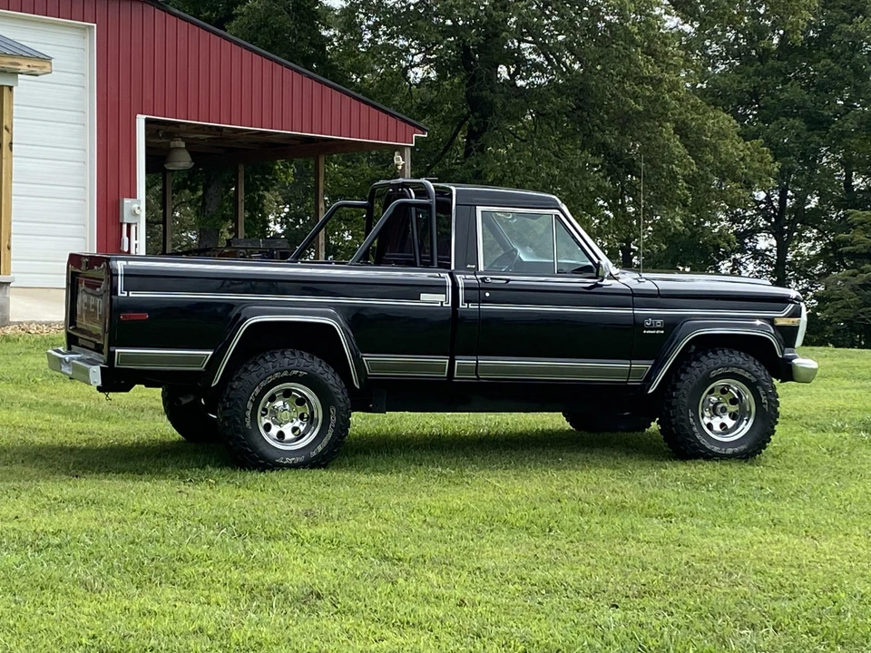 1982 Jeep SJ Gladiator - Image 30 of 31