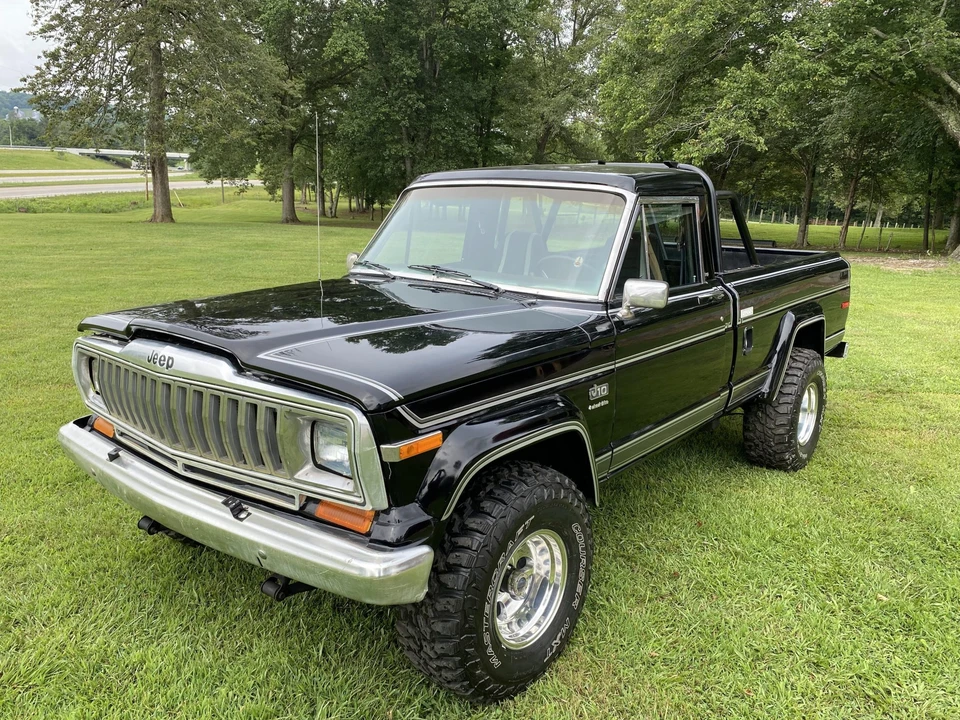 1982 Jeep SJ Gladiator - Image 9 of 31
