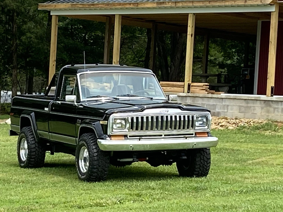 1982 Jeep SJ Gladiator - Image 3 of 31
