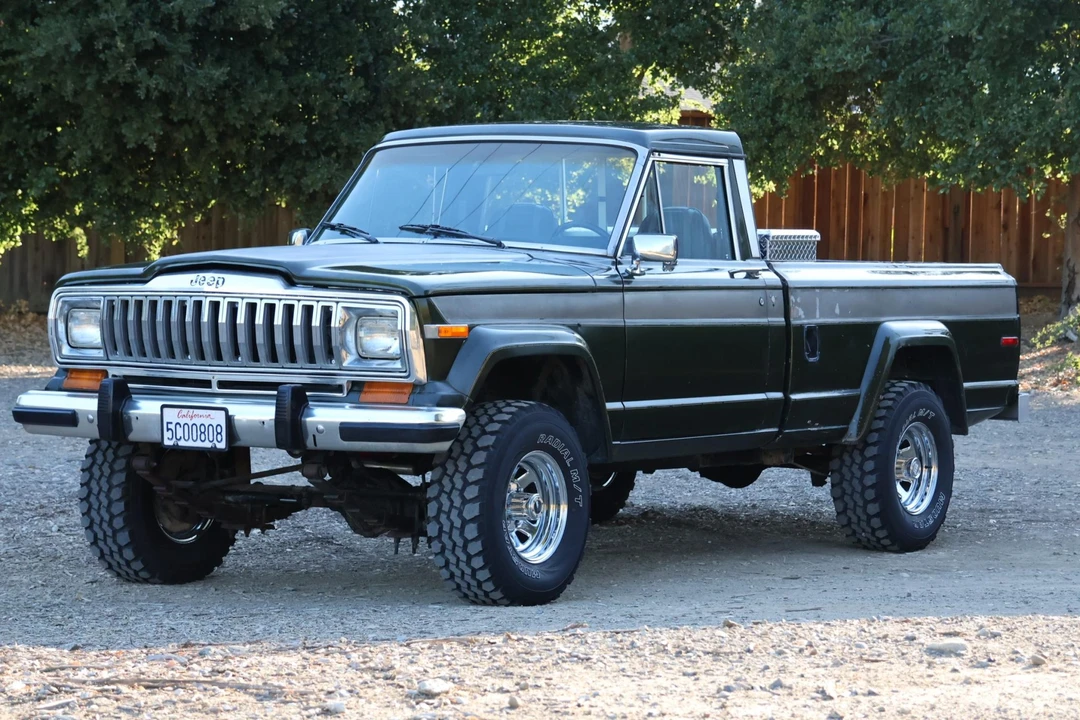 1982 Jeep SJ Gladiator - Image 3 of 31