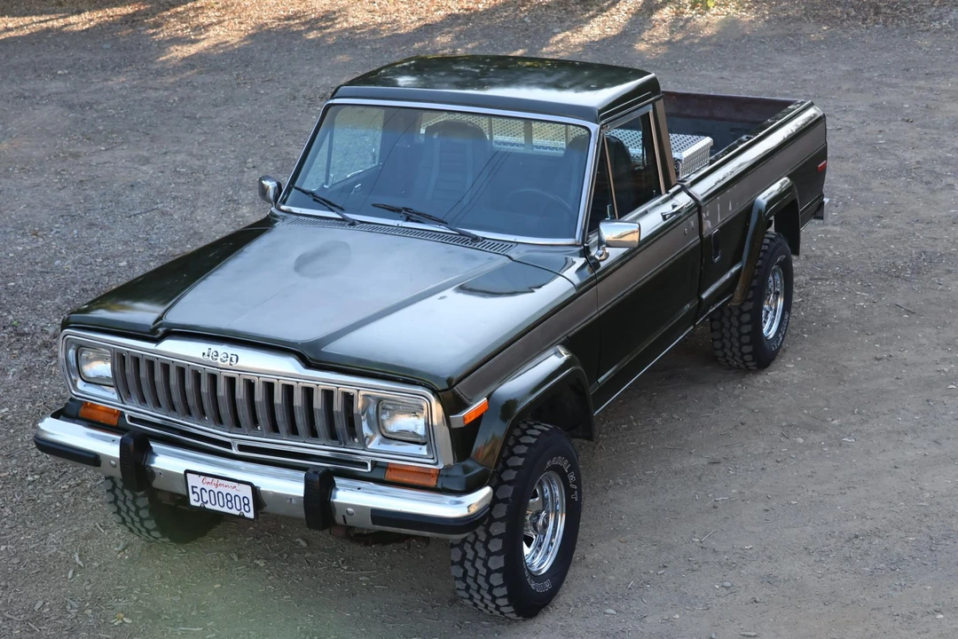 1982 Jeep SJ Gladiator - Image 5 of 31