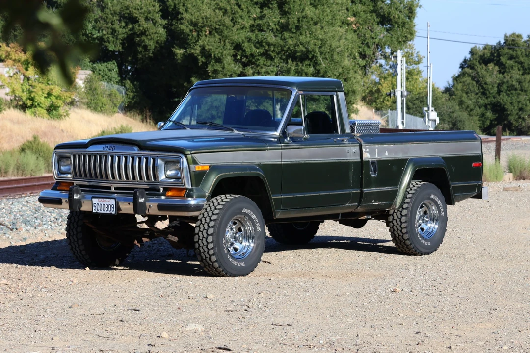 1982 Jeep SJ Gladiator - Image 2 of 31