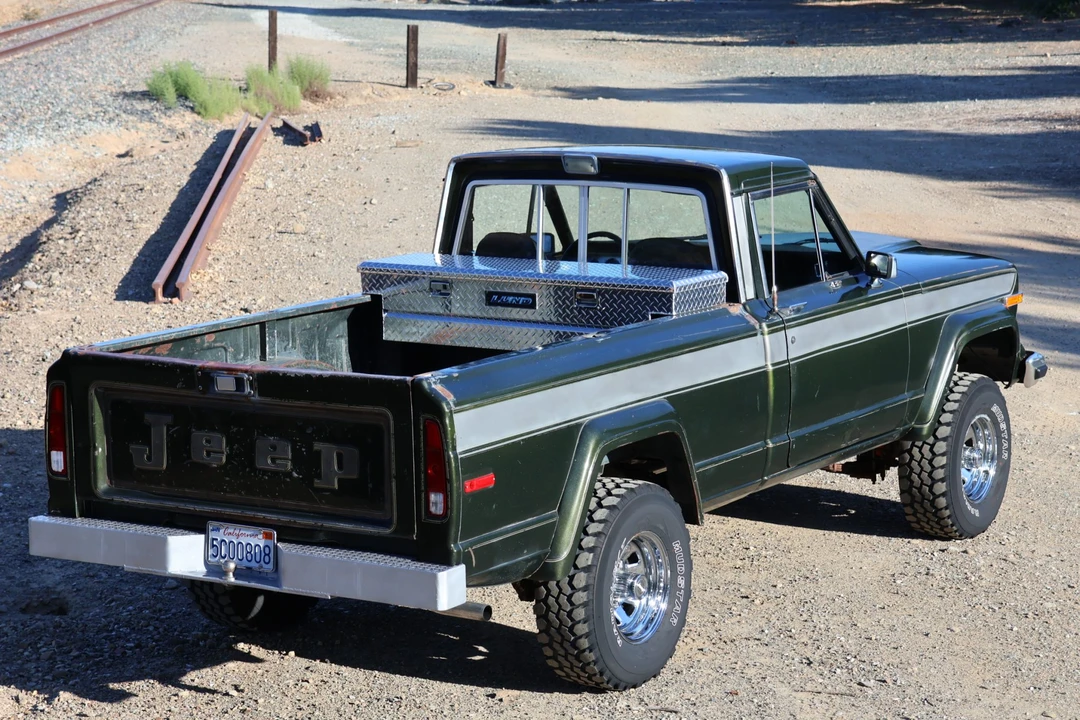 1982 Jeep SJ Gladiator - Image 11 of 31