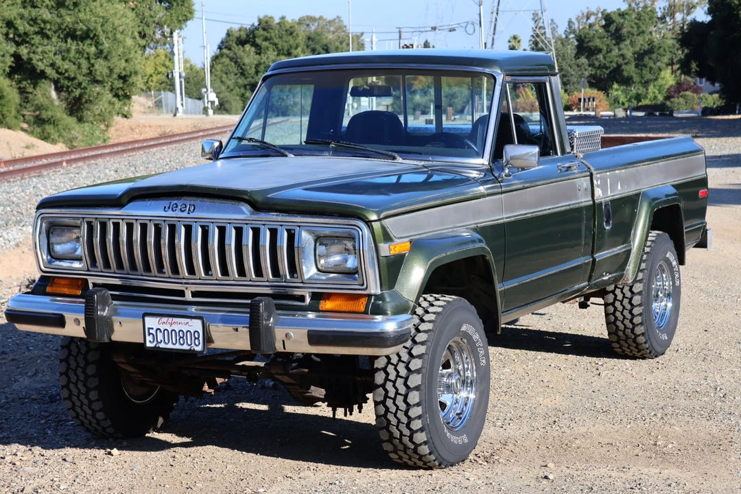 1982 Jeep SJ Gladiator - Image 4 of 31