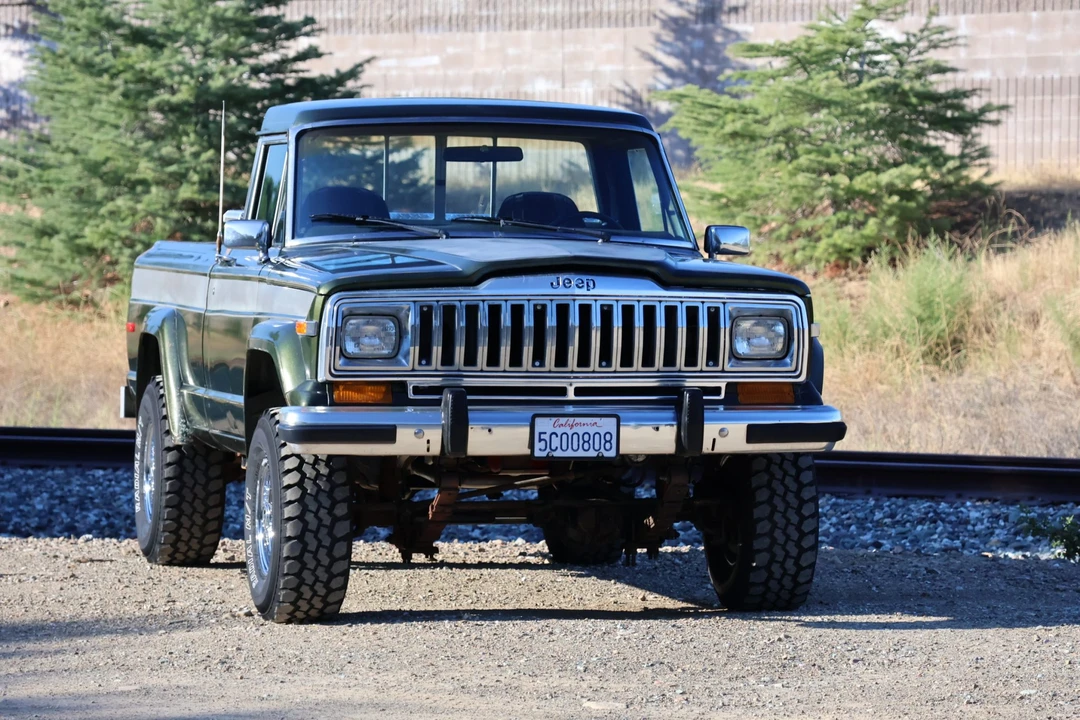 1982 Jeep SJ Gladiator - Image 8 of 31