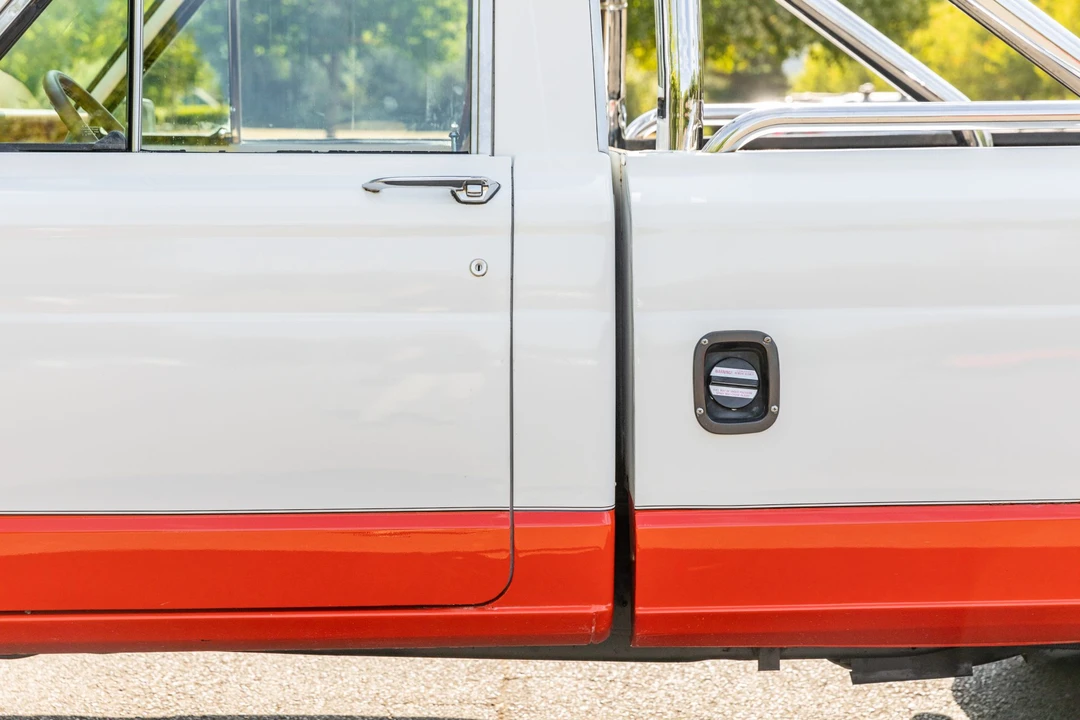 1982 Jeep SJ Gladiator - Image 19 of 31