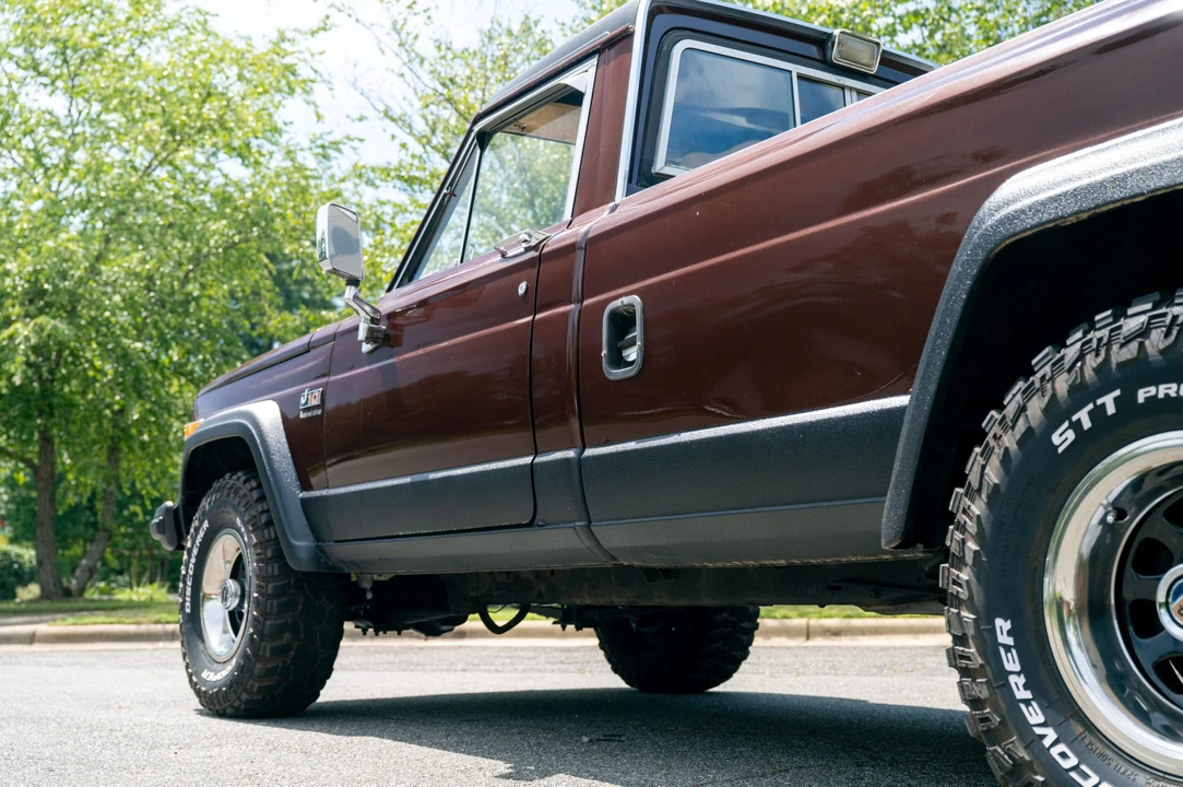 1982 Jeep SJ Gladiator - Image 25 of 31