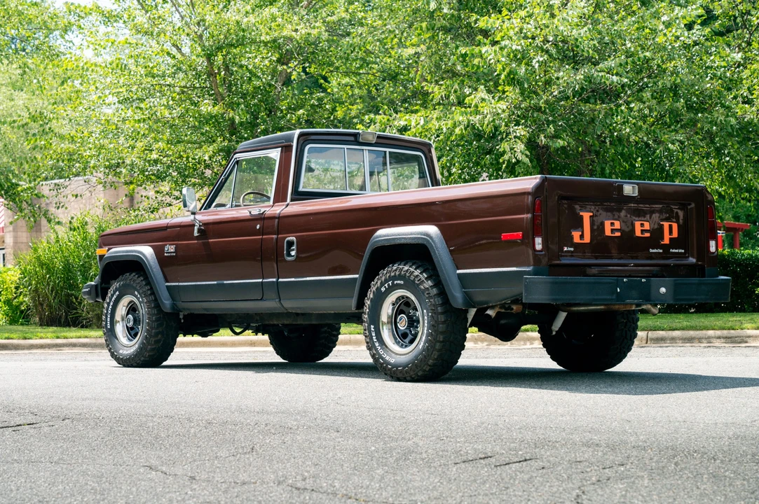 1982 Jeep SJ Gladiator - Image 11 of 31