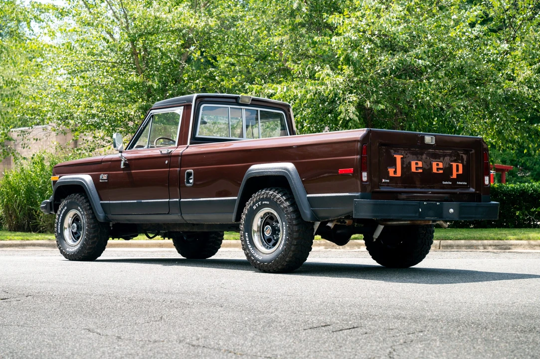 1982 Jeep SJ Gladiator - Image 12 of 31