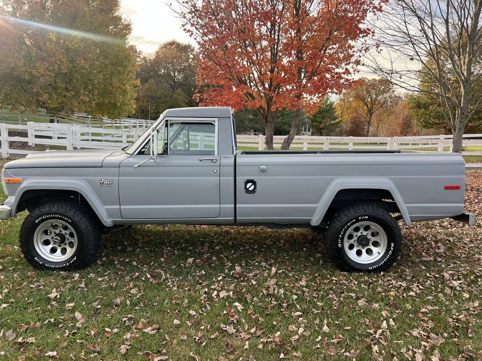 1982 Jeep SJ Gladiator - Image 15 of 31