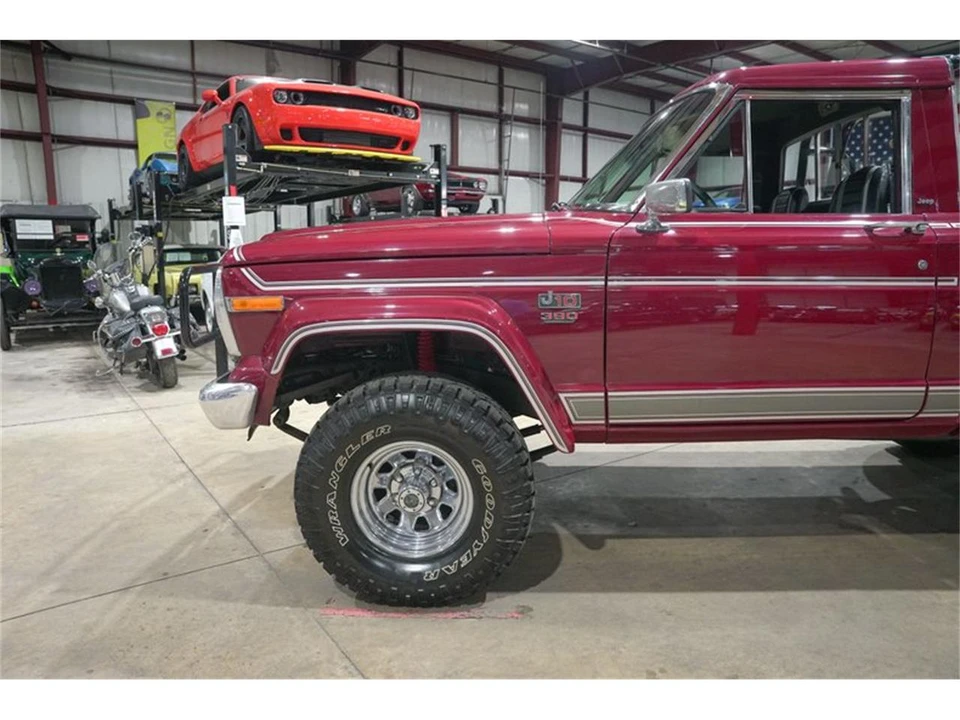 1982 Jeep SJ Gladiator - Image 3 of 31