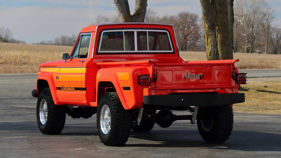 1982 Jeep SJ Gladiator - Image 3 of 24