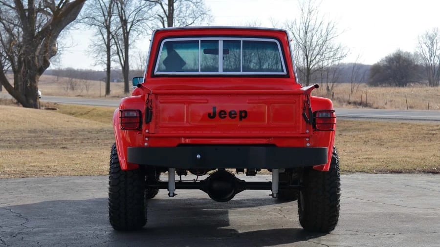 1982 Jeep SJ Gladiator - Image 15 of 24