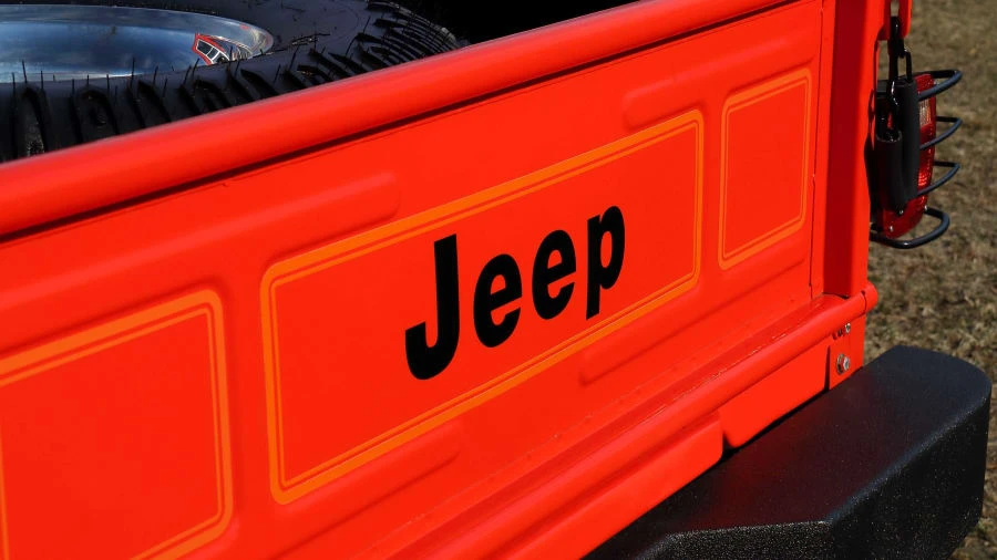 1982 Jeep SJ Gladiator - Image 21 of 24