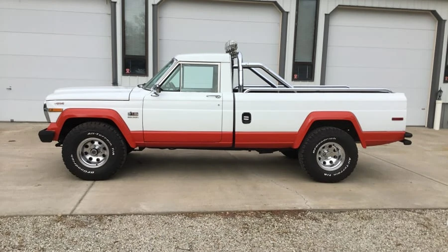 1982 Jeep SJ Gladiator - Image 2 of 12