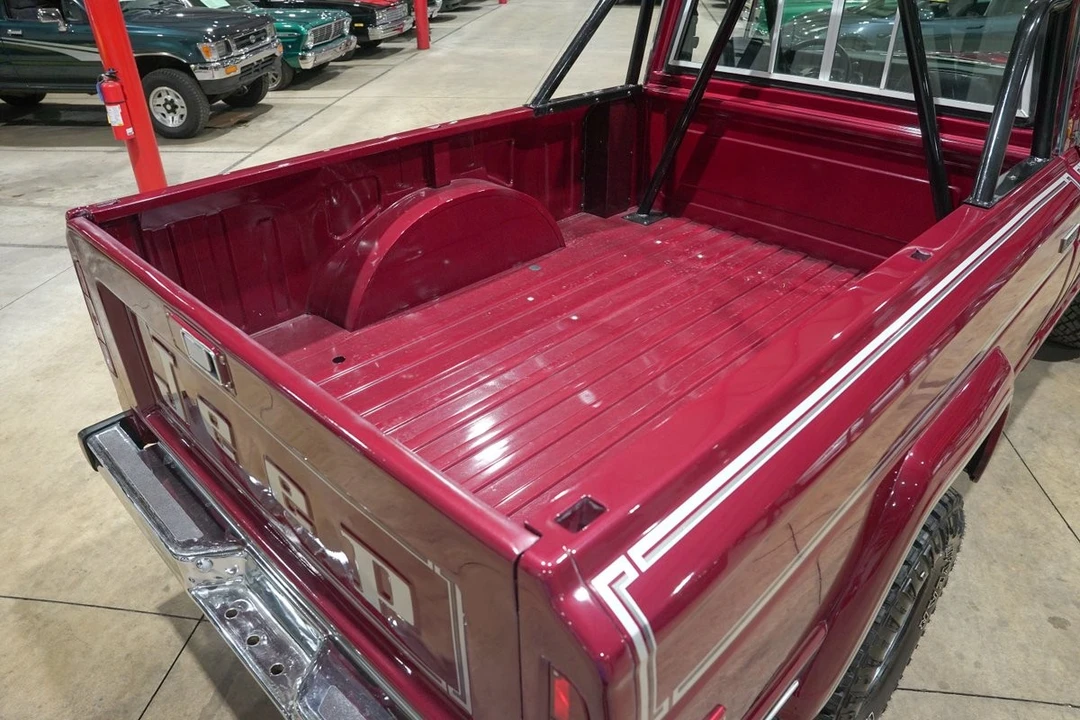 1982 Jeep SJ Gladiator - Image 20 of 31