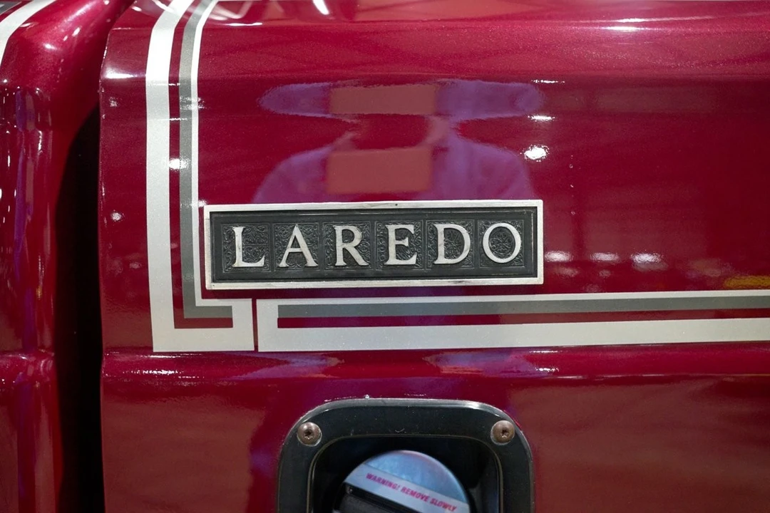 1982 Jeep SJ Gladiator - Image 24 of 31