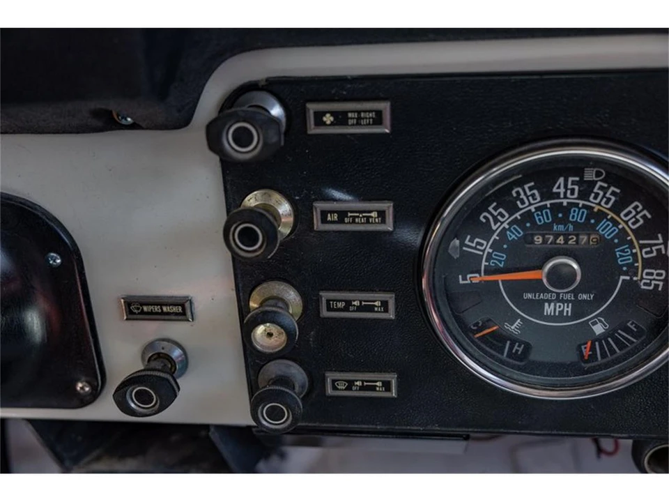 1982 Jeep Renegade - Image 24 of 31