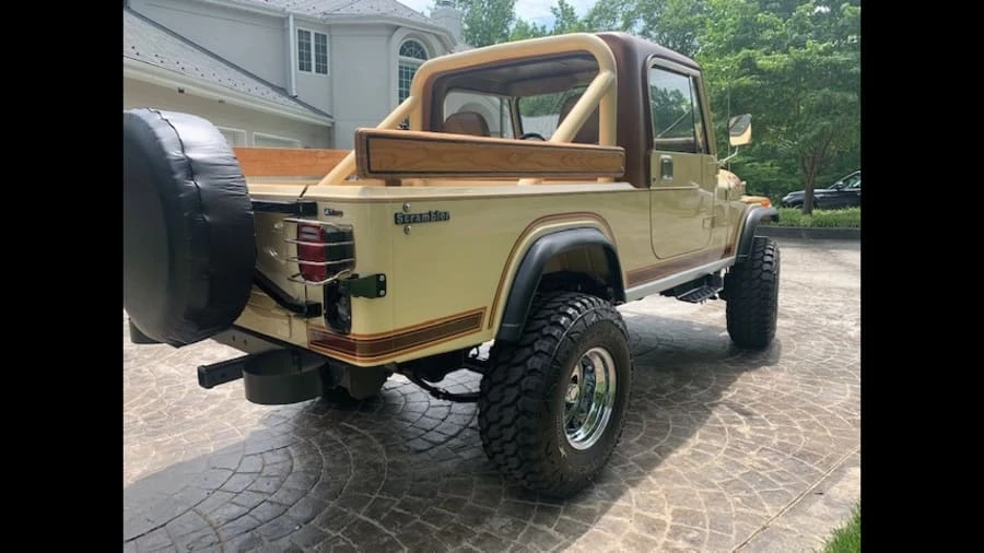 1982 Jeep CJ8 Scrambler - Image 3 of 11