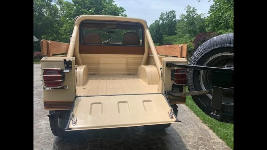 1982 Jeep CJ8 Scrambler - Image 10 of 11
