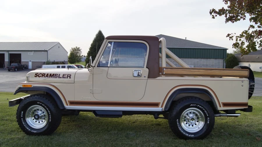 1982 Jeep CJ8 Scrambler - Image 2 of 7