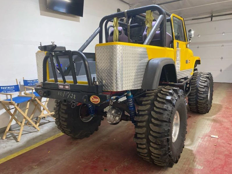 1982 Jeep CJ8 Scrambler - Image 7 of 18