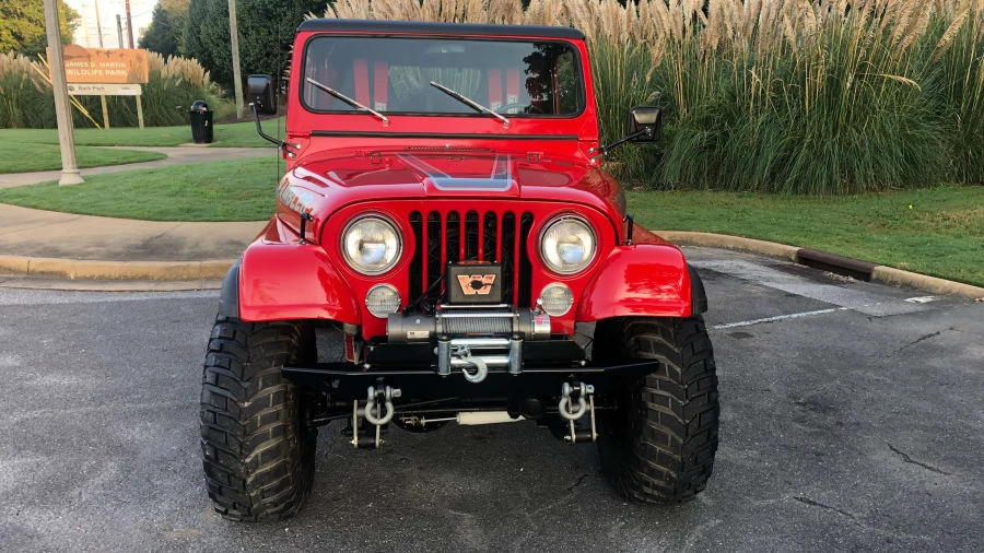 1982 Jeep CJ8 Scrambler - Image 9 of 13