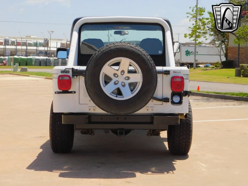 1982 Jeep CJ8 Scrambler - Image 5 of 12