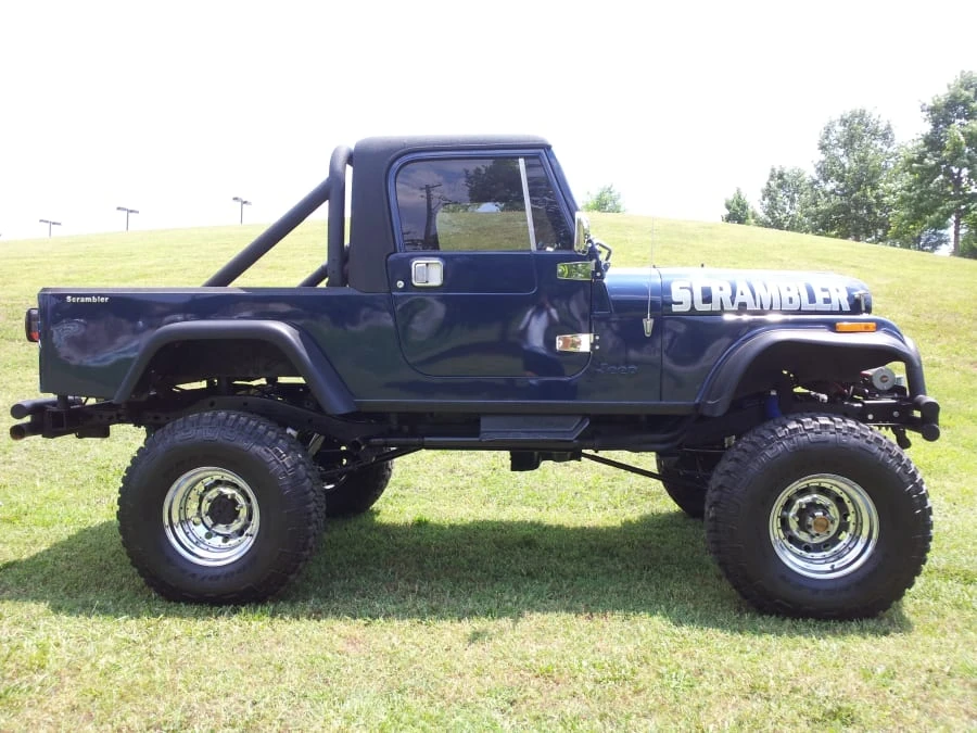 1982 Jeep CJ8 Scrambler - Image 2 of 8