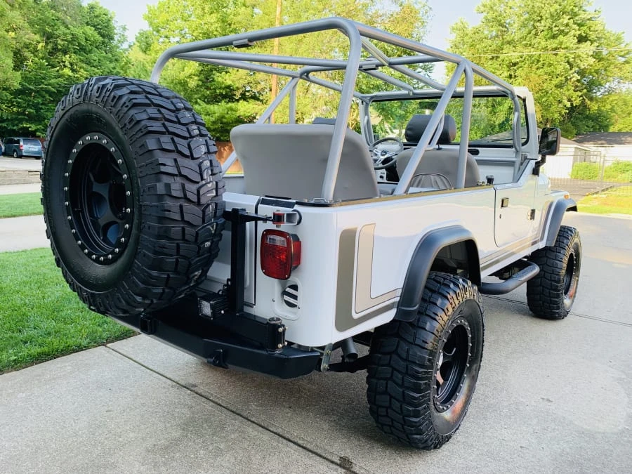 1982 Jeep CJ8 Scrambler - Image 3 of 12