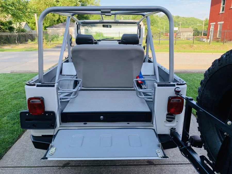 1982 Jeep CJ8 Scrambler - Image 7 of 12