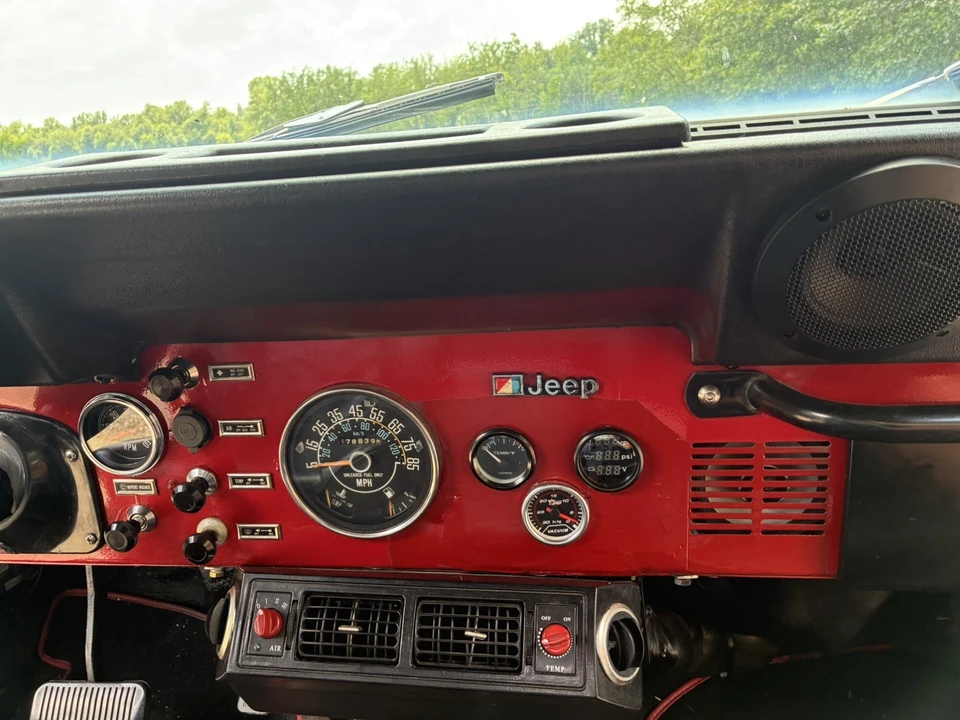 1982 Jeep CJ8 Scrambler - Image 10 of 13