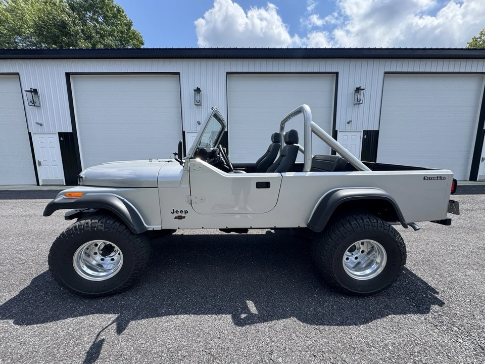 1982 Jeep CJ8 Scrambler - Image 7 of 25