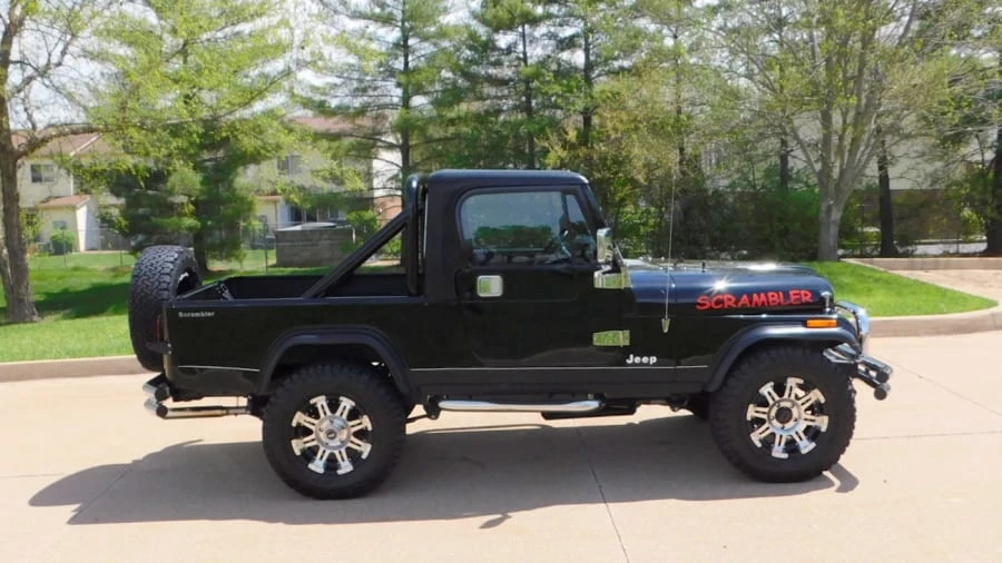 1982 Jeep CJ8 Scrambler - Image 11 of 17