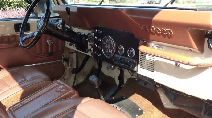 1982 Jeep CJ8 Scrambler - Image 5 of 9