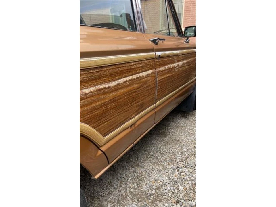1982 Jeep SJ Wagoneer - Image 6 of 12