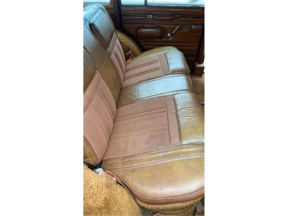 1982 Jeep SJ Wagoneer - Image 10 of 12