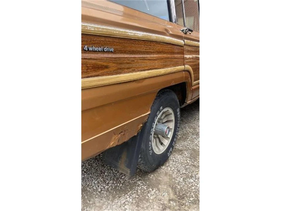 1982 Jeep SJ Wagoneer - Image 7 of 12
