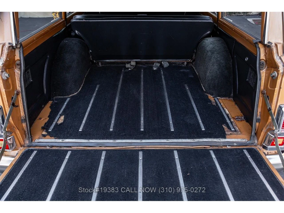1982 Jeep SJ Wagoneer - Image 27 of 31